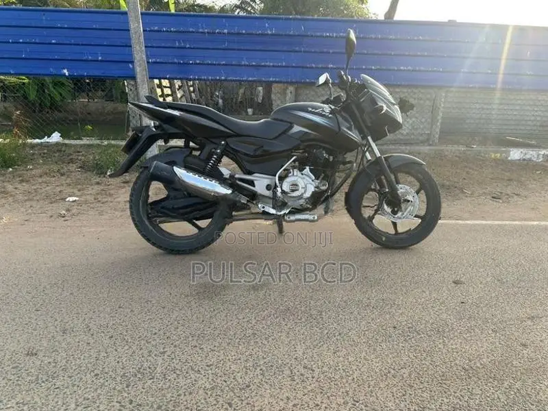 Bajaj Pulsar 150 2015