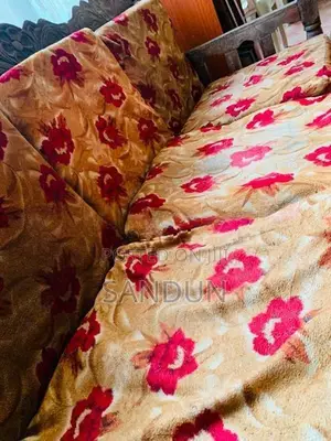 Sofa 3*1*1