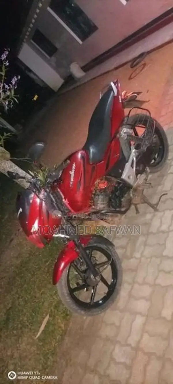 Bajaj Pulsar 180 2010