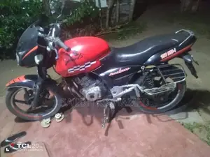 Bajaj Pulsar 150 2005