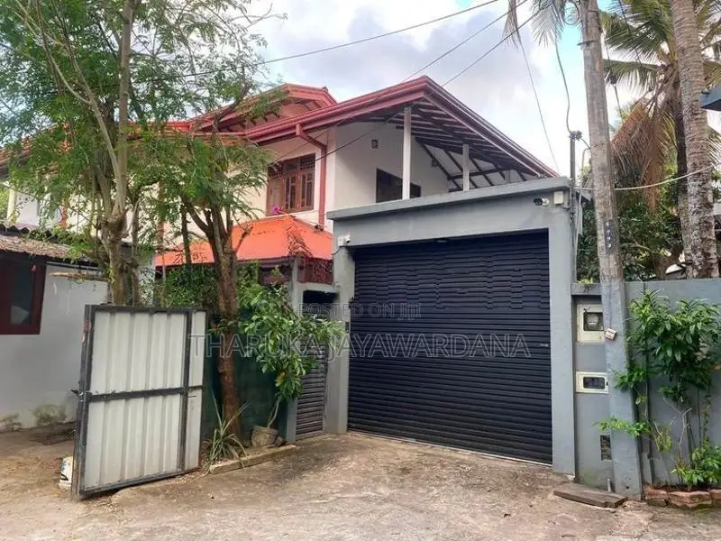 Modern Twostory House for Rent Pannipitiya