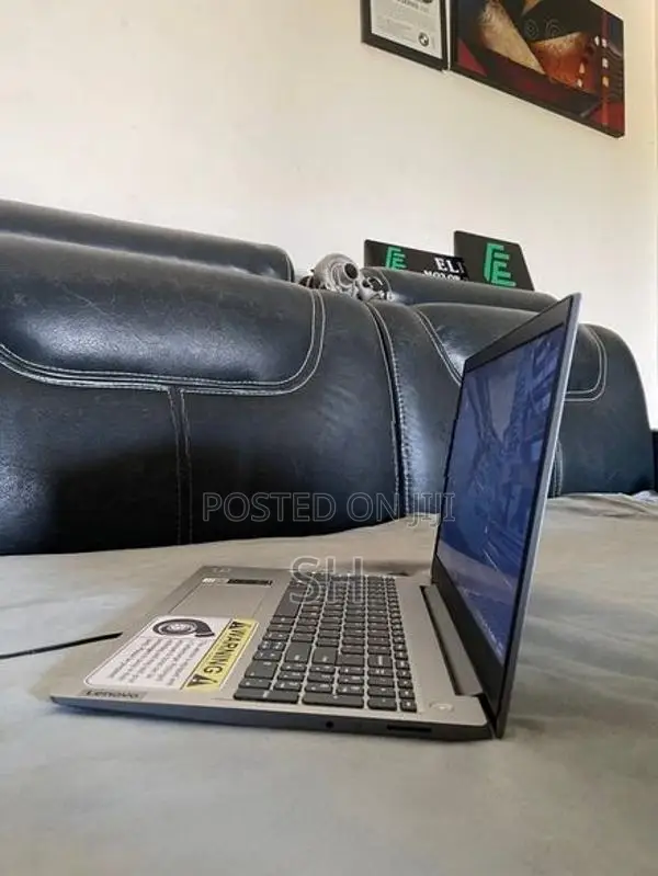 Lenovo Idea Pad Slim 3