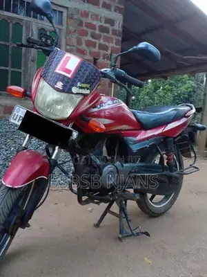 Bajaj Platina 2019