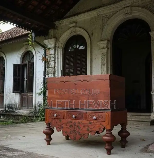 Antique Pettagama