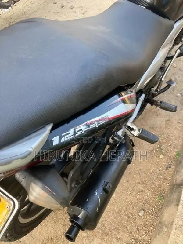 Bajaj Discover 125 2012