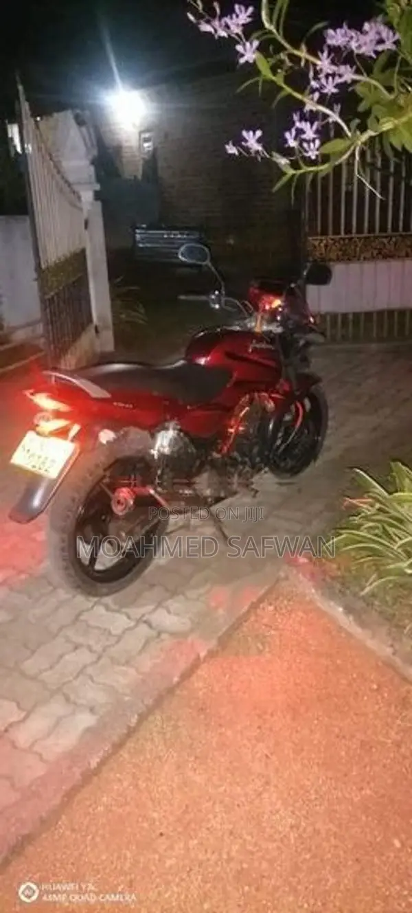 Bajaj Pulsar 180 2010