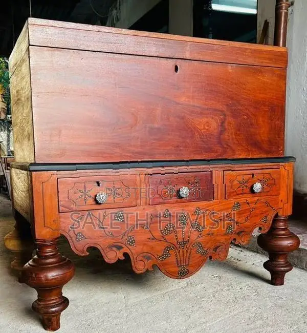 Antique Pettagama