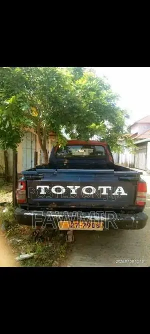 Toyota Hilux 1982
