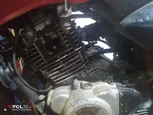 Bajaj Pulsar 150 2005