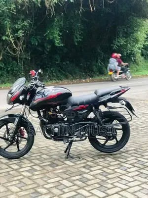 Bajaj Pulsar 180 2011