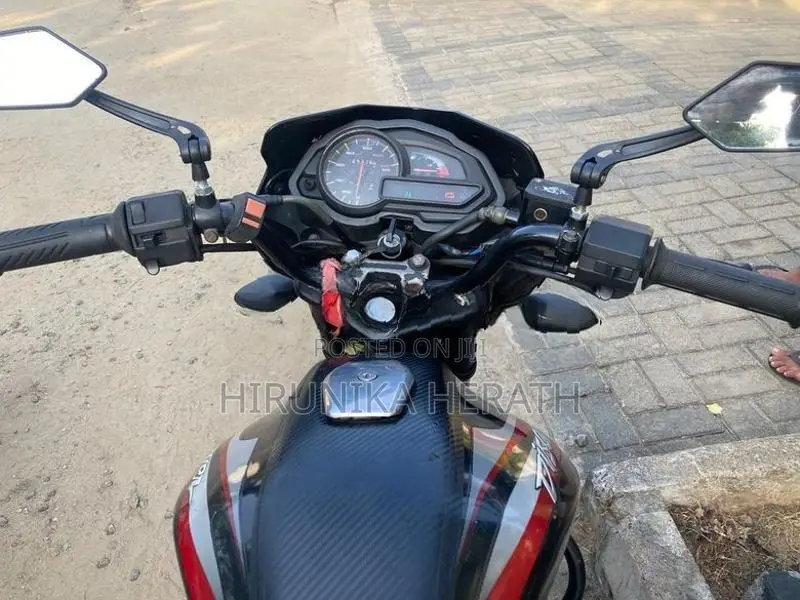 Bajaj Discover 125 2012