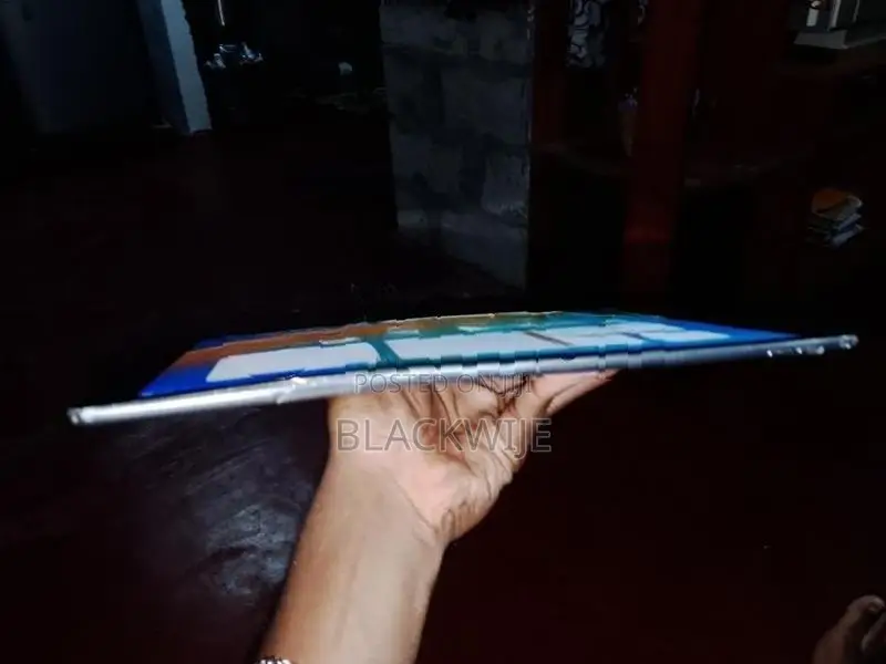 Apple iPad Pro 32GB Wi-Fi (Brand New)