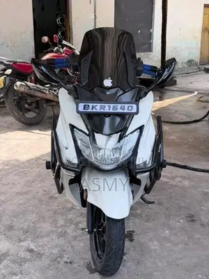 Suzuki Burgman 125 2026