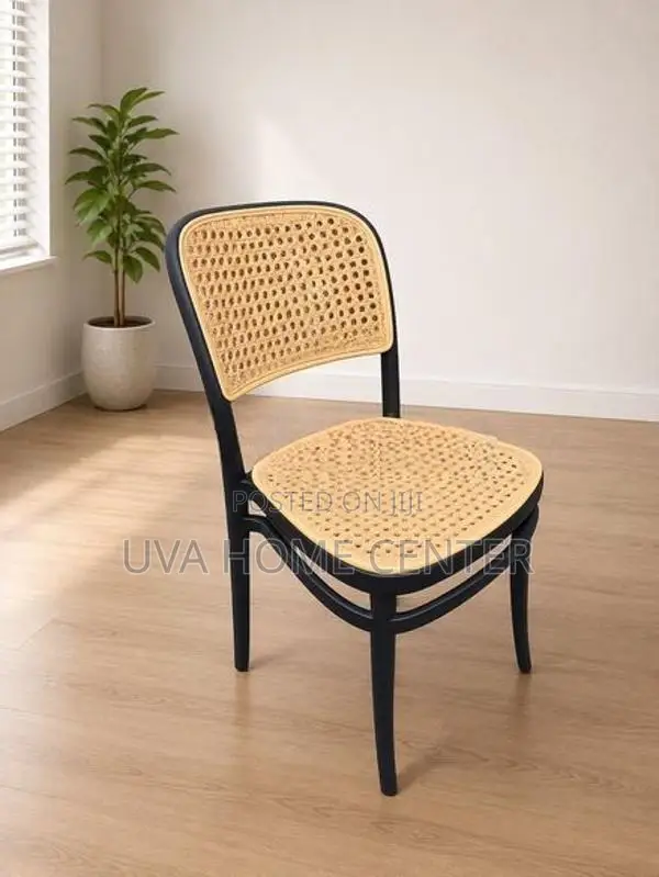 Stylish Chair 668