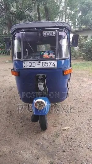Bajaj RE 2006