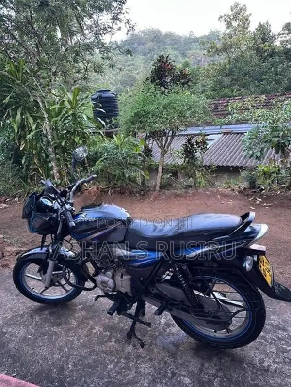Bajaj Discover 125 2016