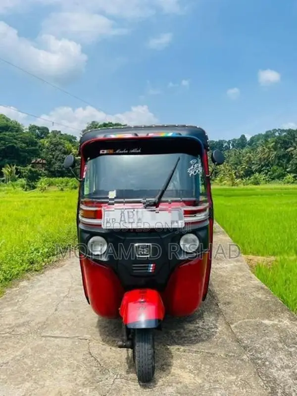 Bajaj RE 2020