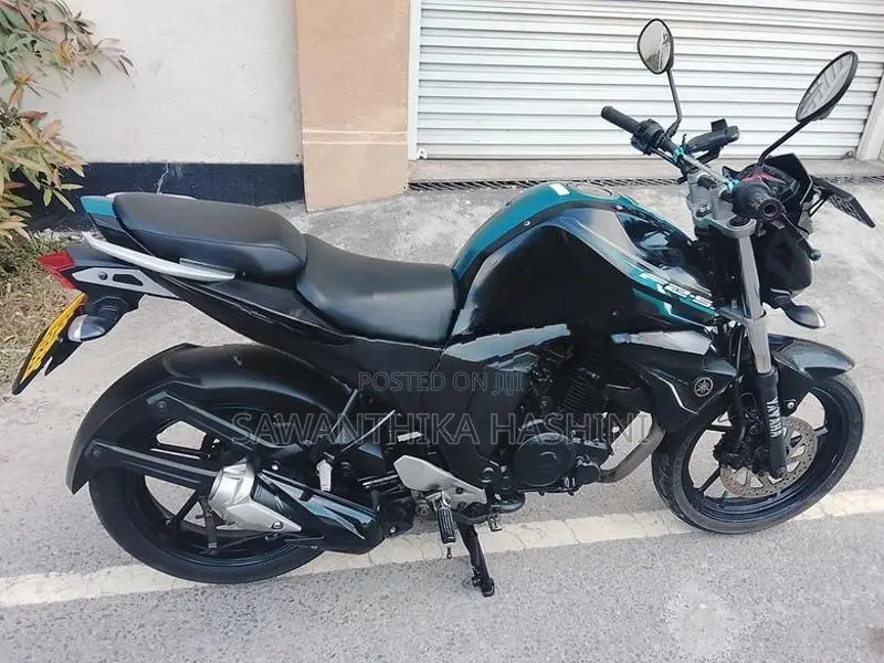 Yamaha FZ S 2016