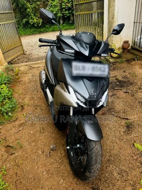Hero XOOM 125R 2026