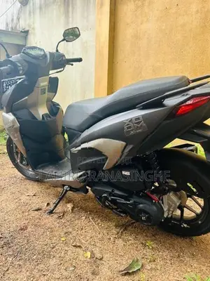 Hero XOOM 125R 2026