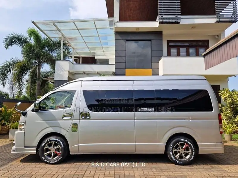Toyota GDH 223 1GD -GL (Japan) 2024