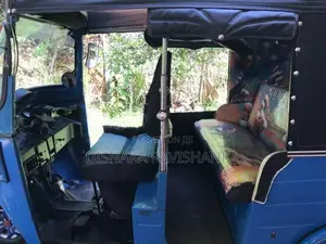 Bajaj RE 4 Stroke 2013
