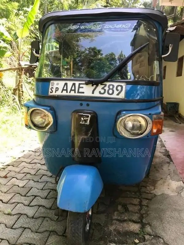 Bajaj RE 4 Stroke 2013