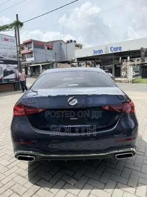 Mercedes Benz C200 2024