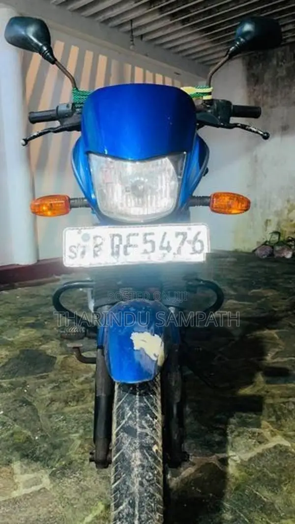Bajaj Platina 100 ES 2016