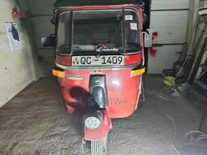 Bajaj RE 2005
