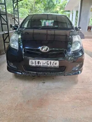Toyota Vitz 2008