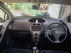 Toyota Vitz 2008