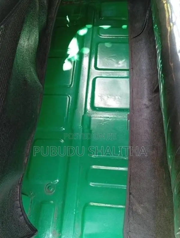 Bajaj RE 2007