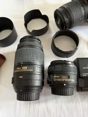 Nikon 7000 Camera with Lens