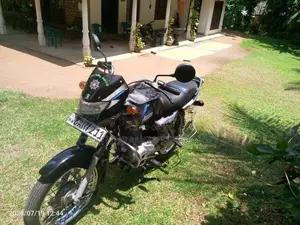 Bajaj CT100 2013