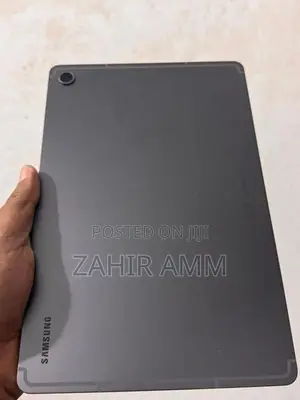 Samsung Galaxy S10 (Used)