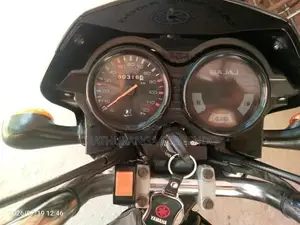 Bajaj CT100 2013
