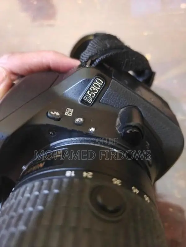 Nikon 5300