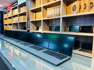 Dell Latitude 3400 Intel Core i5 8th Gen 8GB RAM 256GB SSD Laptop