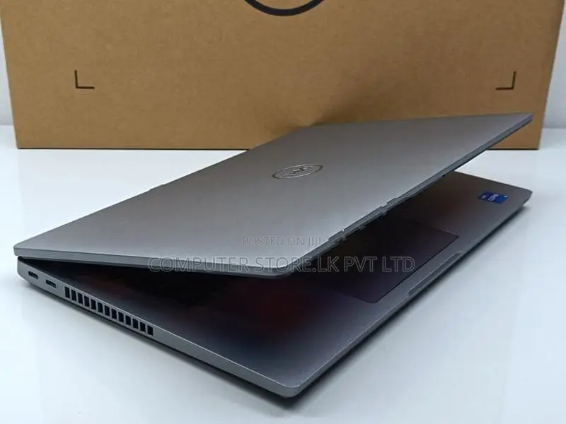 Dell Latitude 5430 CORE I5 12TH GEN 8GB RAM 256GB SSD