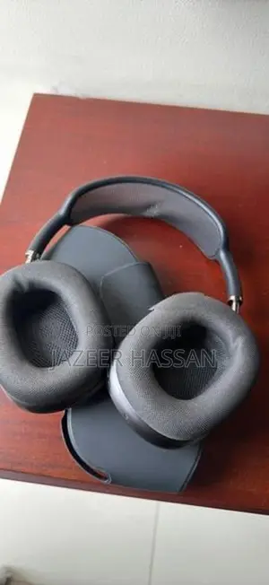 Apple AirPods Max
