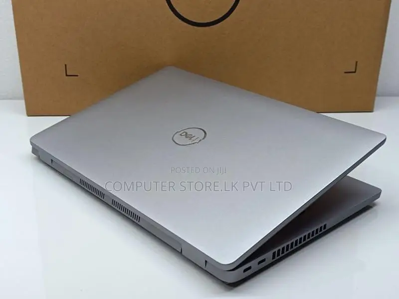 Dell Latitude 5430 CORE I5 12TH GEN 8GB RAM 256GB SSD