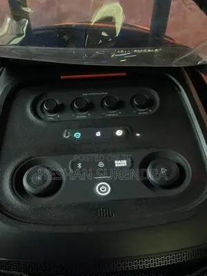 JBL 320