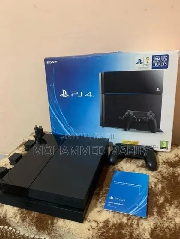 PS4. Console