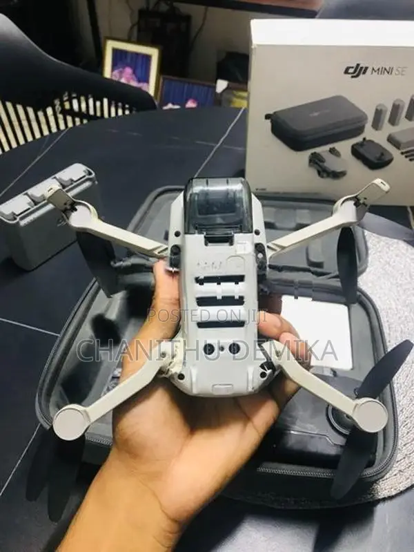 Dji Mini Se (fly More Combo)