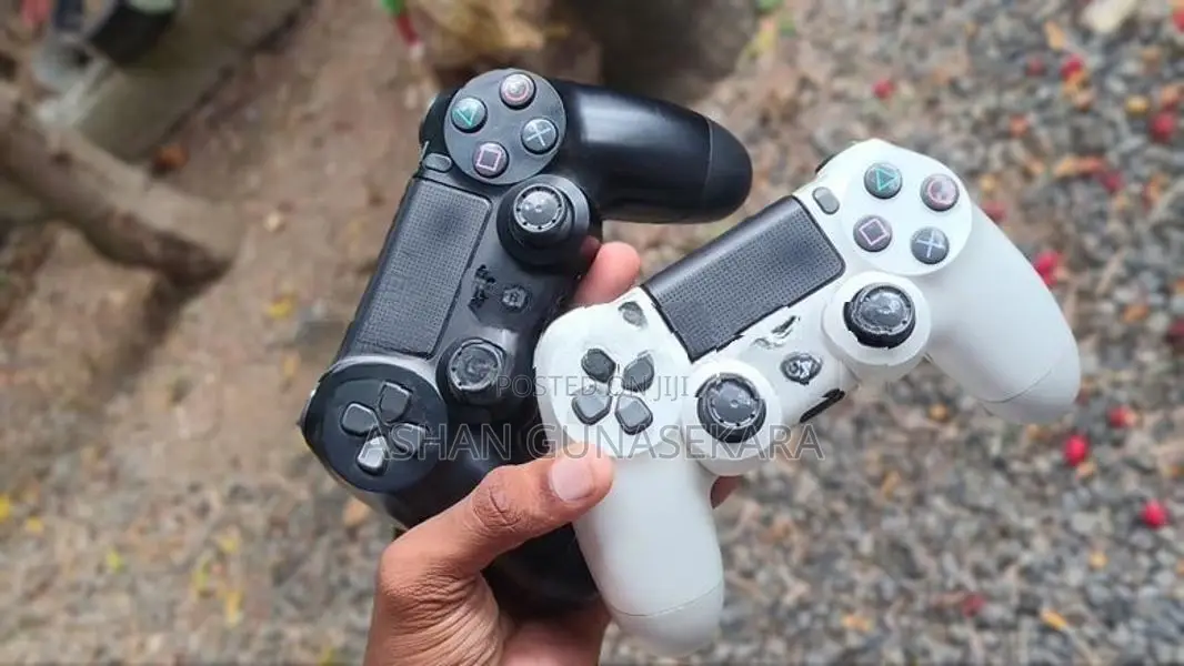 Sony PlayStation 4 Slim