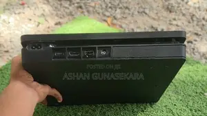 Sony PlayStation 4 Slim