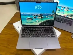 MacBook Air M2 Space Grey CC 120