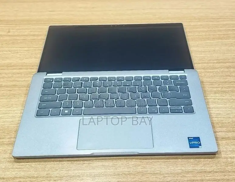 Dell Latitude 5340 2 in 1 - i5 12th Gen 13.3"