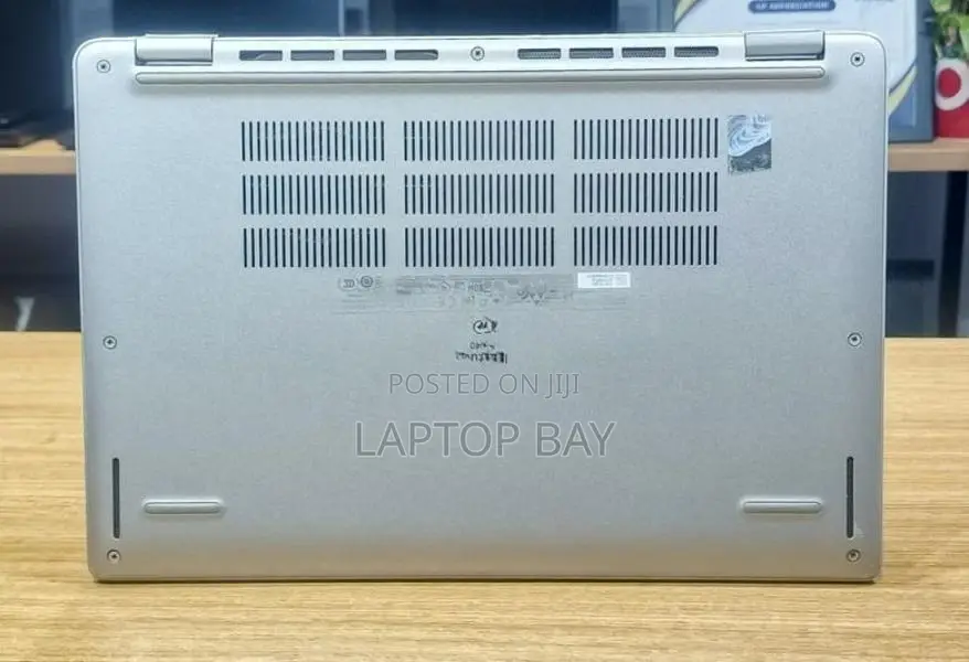 Dell Latitude 5340 2 in 1 - i5 12th Gen 13.3"